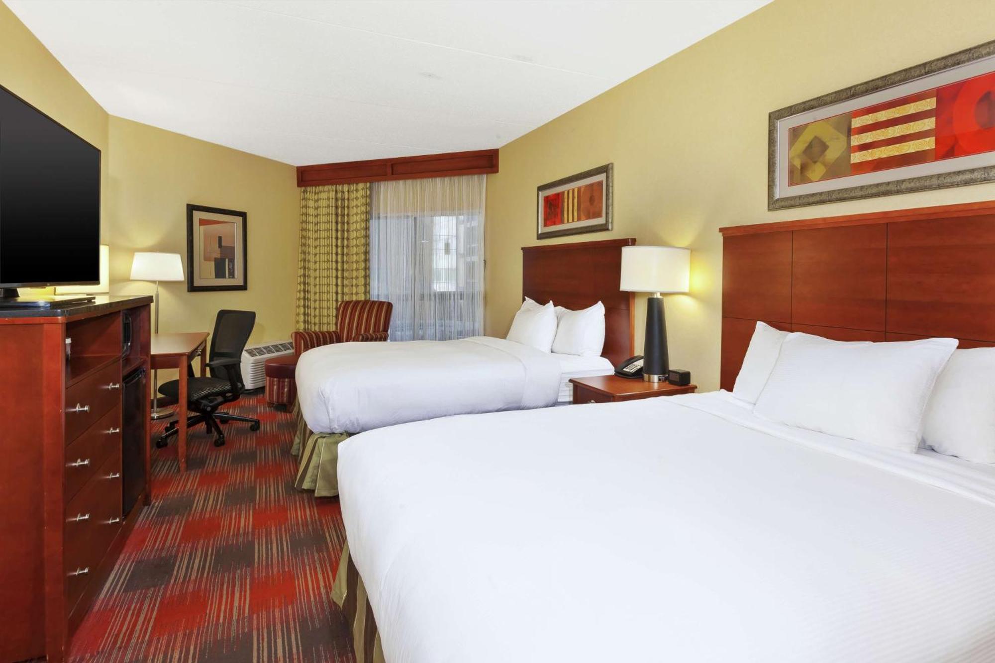 Doubletree By Hilton Holland Hotel Eksteriør billede