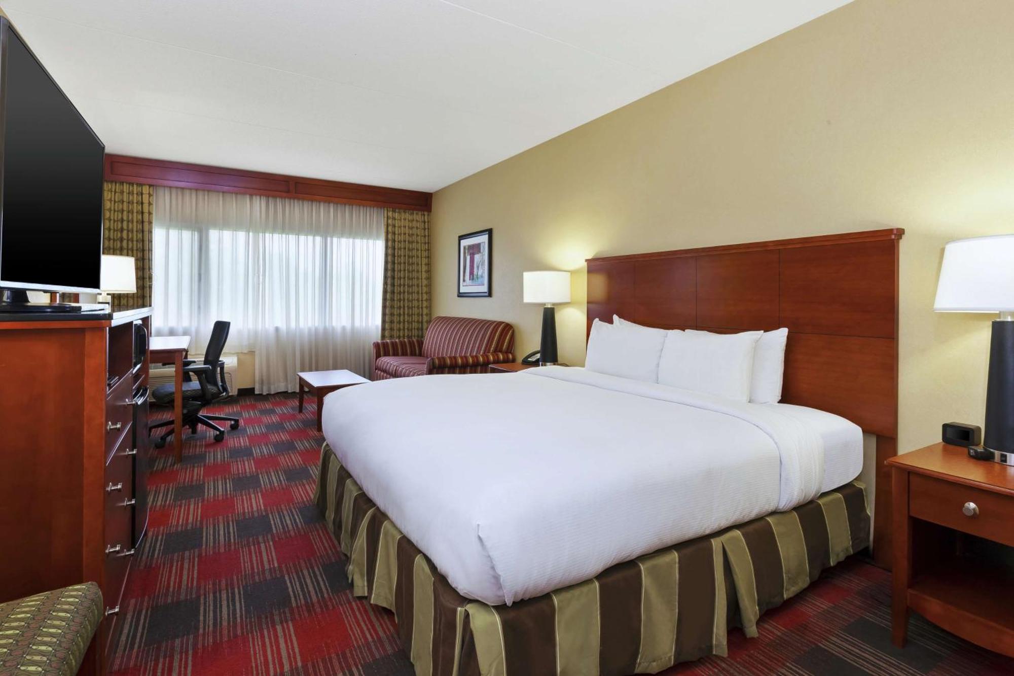 Doubletree By Hilton Holland Hotel Eksteriør billede